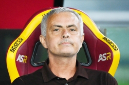 Jose Mourinho priznao da je pogriješio kada je ostao u Romi