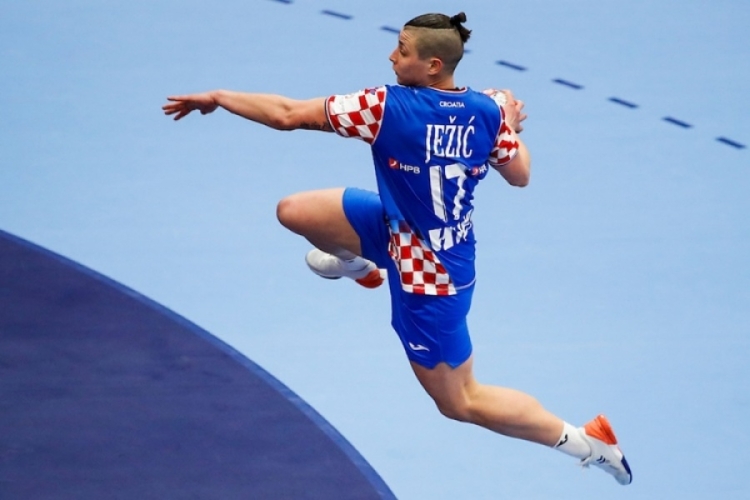 Riječanka Katarina Ježić ozlijeđena, Rabljanka Ana Debelić rekla zbogom