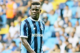 Mario Balotelli kao da ima 13, a ne 33 godine! Pogledajte što radi!