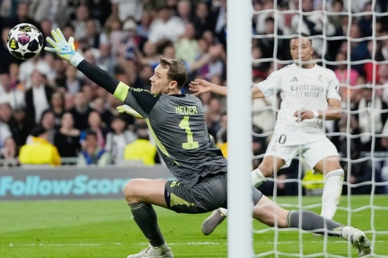 Manuel Neuer još nije odlučio hoće li iduće sezone ostati u Bayernu