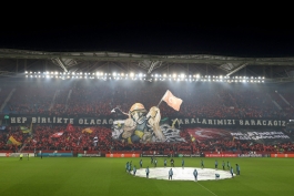 Navijači Trabzonspora izvijesili transparent koji nikoga nije ostavio ravnodušnim