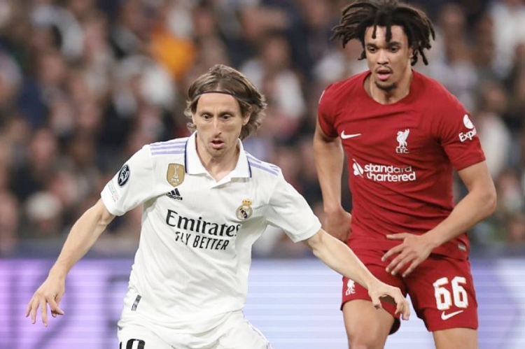 Pogledajte kako se Luka Modrić riješio Trenta Alexandera-Arnolda