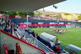 Pogledajte kako su nogometaši Orijenta 1919 proslavili pobjedu s navijačima