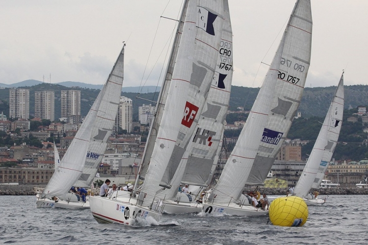 FIUMANKA 2018 Prvog dana tradicionalne regate odjedrene 6. Europska medijska regata i 9. Rotary regata