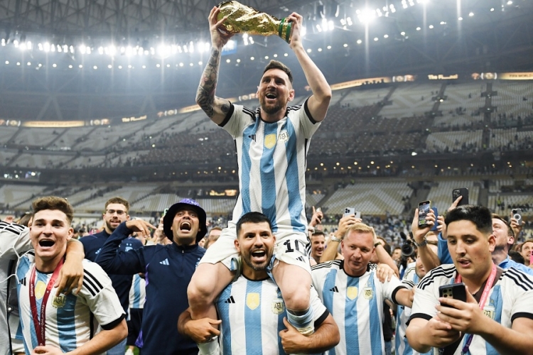 Sergio Aguero otkrio gdje će Leo Messi završiti karijeru