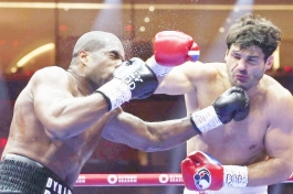 Pogledajte kako je Filip Hrgović doživio težak poraz od Daniela Duboisa