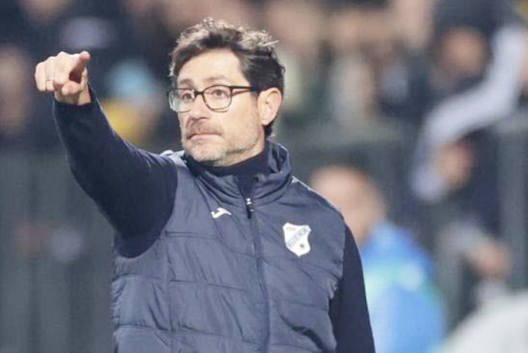 Victor Sanchez odjednom počeo raditi u medijskom ozračju povratka Matjaža Keka ili dolaska nekog drugoga trenera!