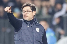 Victor Sanchez odjednom počeo raditi u medijskom ozračju povratka Matjaža Keka ili dolaska nekog drugoga trenera!