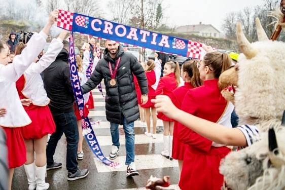 Ivica Ivušić tijekom dočeka na Viškovu