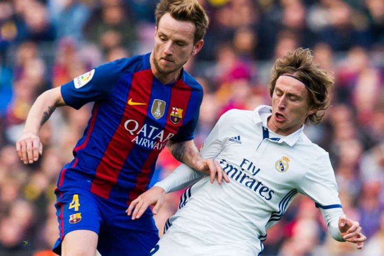 Ivan Rakitić (Barcelona) i Luka Modrić (Real Madrid)