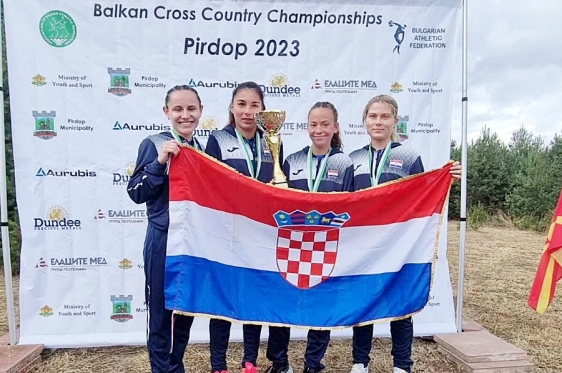 Sara Superina osvojila ekipno srebro na balkanskom prvenstvu u krosu