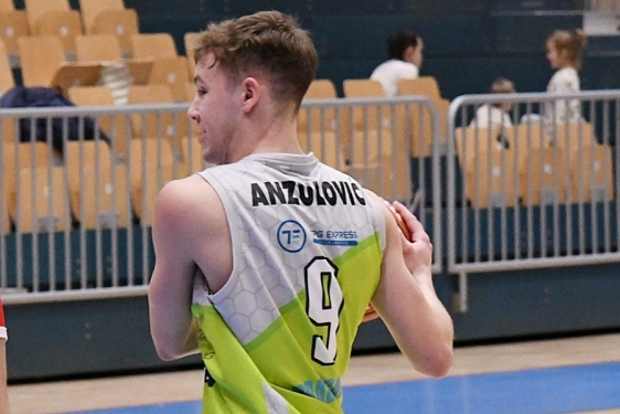 DepoLink Škrljevo u završnici zasulo tricama koš Zagreba, Crikvenica pobijedila Novi Zagreb