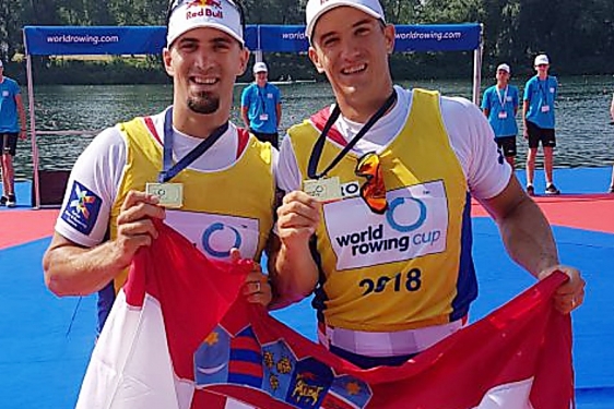 Martin i Valent Sinković osvojili svjetsko  zlato u dvojcu bez kormilara