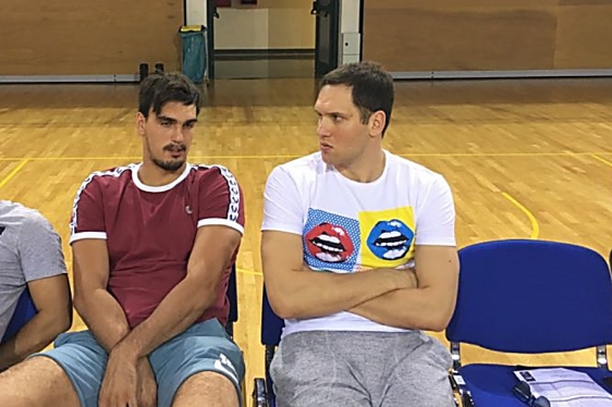 Dario Šarić i Bojan Bogdanović u dvorani Marino Cvetković