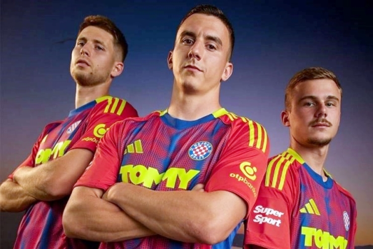 Hajduk u stinim jutarnjim satima na Ultri predstavio novi gostujući dres