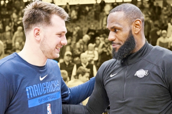 Luka Dončić i LeBron James