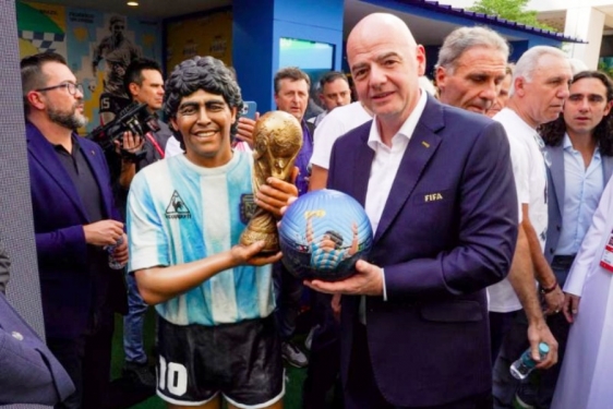 FIFA odala počast Diegu Maradoni dan prije nego što Leo Messi može ispasti