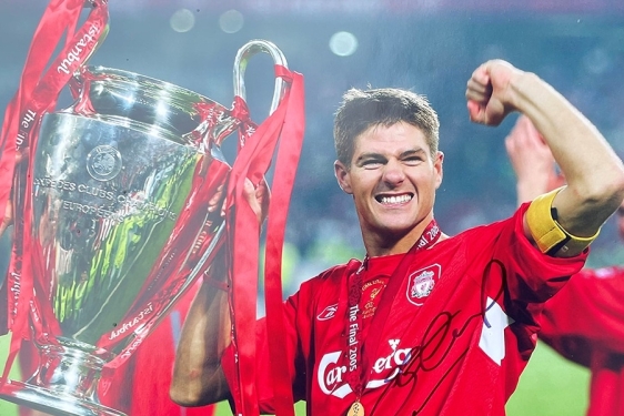 Steven Gerrard ističe da samo u jednom klubu ne bi igrao u početnoj postavi