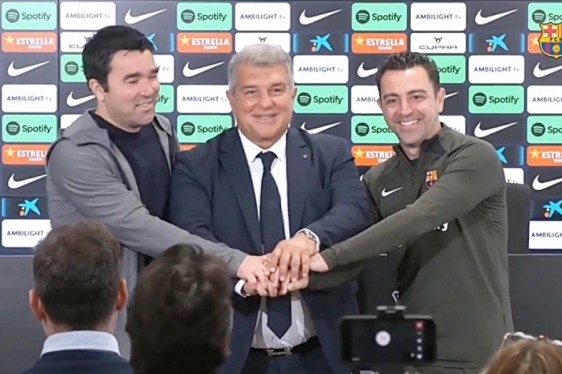 Deco, Laporta i Xavi prije mjesec dana 