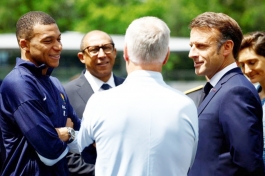 Kylian Mbappé rekao Emmanuelu Macronu kada će potpisati za Real Madrid