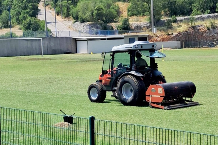 Uređuje se travnjak na Krasici, Borac se priprema za zadnju sezonu