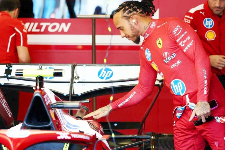 Lewis Hamilton otkazao svim suradnicima, zadržao samo fizioterapeutkinju