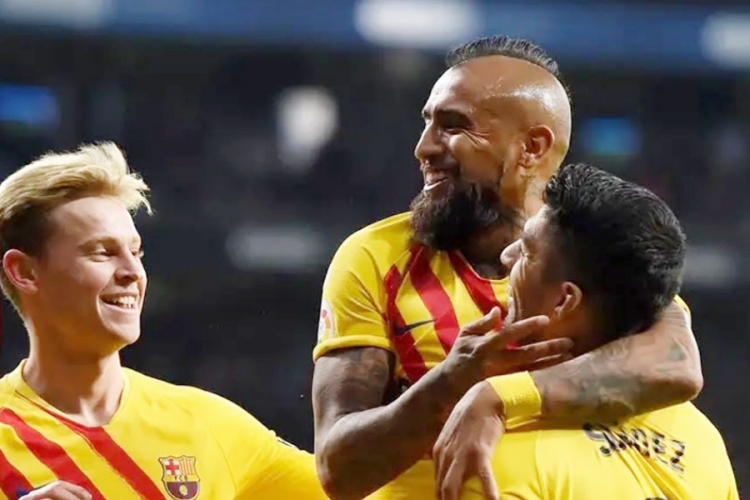 de Jong, Vidal i Luis Suarez