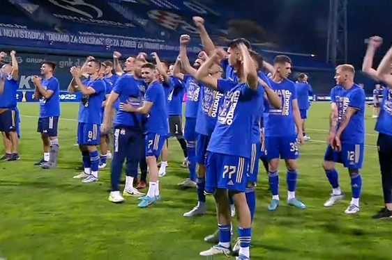 Dinamo pobjedom protiv Hajduka uveličao proslavu titule prvaka, zadnja utakmica sezone završila trima pogocima u sudačkoj nadoknadi