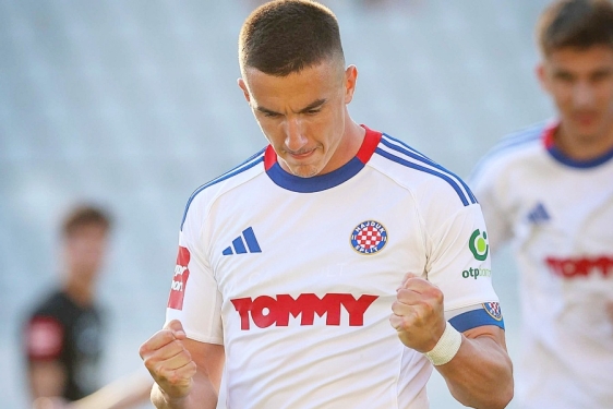 Hajduk pobijedio Vukovar u revijalnoj utakmici s devet pogodaka
