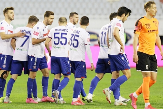 Prva HNL: Hajduk  pobijedio Varaždin i preskočio Rijeku na ljestvici