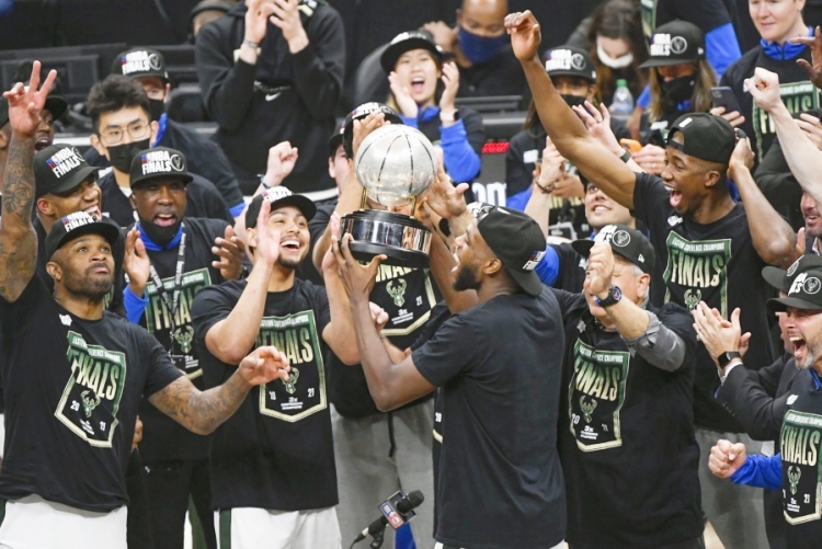 NBA Milwaukee Bucksi osvojili naslov prvaka, slavlje nakon 50 godina