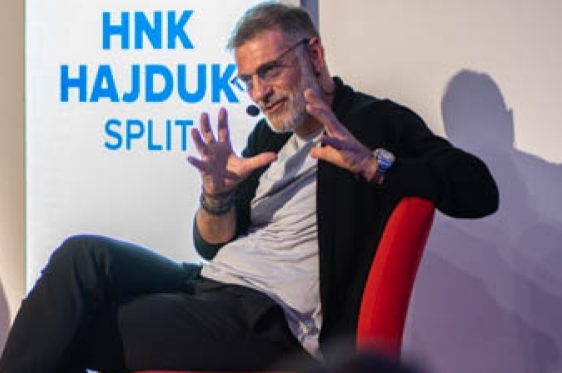 Slaven Bilić: Autoritet trenera temelji se na znanju, ali rezultat je uvijek ključni faktor