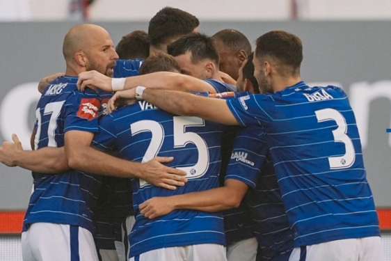 Prva HNL: Dinamo pobijedio Hajduk na Poljudu, Arber Hoxha i Monsef Bakrar strijelci
