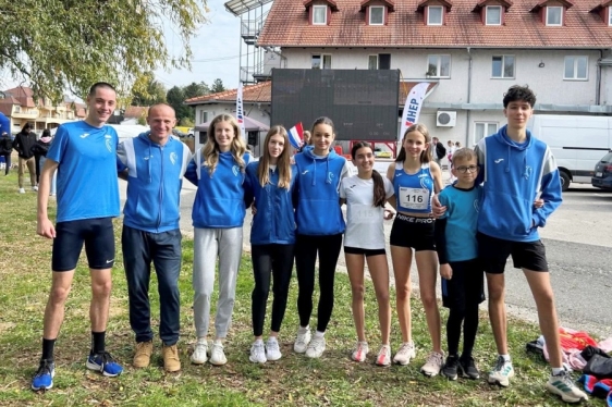 PH u krosu: Elena Ban osvojila prvo mjesto među mlađim juniorkama