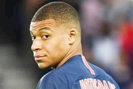 L'Équipe objavio da Kylian Mbappe već nakon prve godine ugovora razmišlja hoće li akitivirati klauzulu za produljenje ugovora