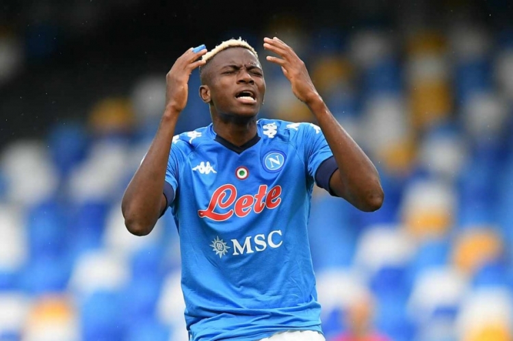 Victor Osimhen pomirio se da ostaje u Napoliju iduće sezone