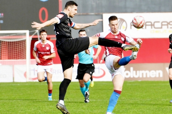 Orijent u petak igra pred kamerama, Opatija pred kamerama igra u nedjelju