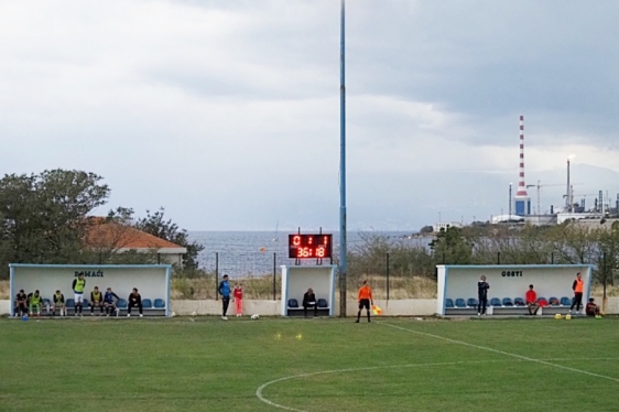 3. HNL: Drugoga pomoćnog suca netko pogodio kamenom iz gledališta na Oštru