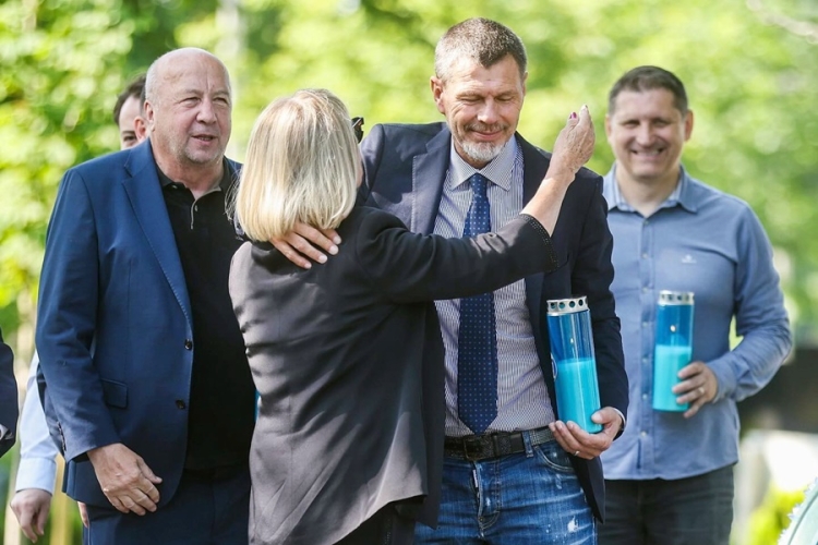 Navršilo se 32 godine od smrti Dražena Petrovića, Dinamo obišao Draženov grob
