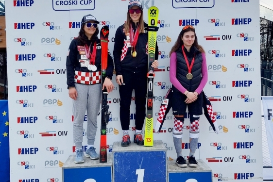 Leona Popović državna prvakinja u slalomu, mrkopaljska skijašica brža od Zrinke Ljutić