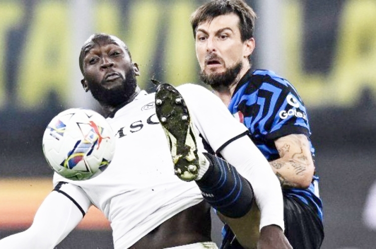 Napoli i Inter u petak odlučuju o prvaku, Ivan Smolčić nije najavljen u početnoj postavi Coma