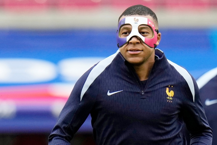 Mbappe nije debitirao s maskom