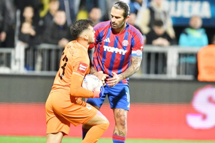 Rijeka igra bez Tonija Fruka, Marko Livaja predvodi napad Hajduka