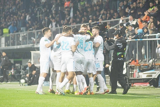 Rijeka se plasirala u osminu finala pobjedom protiv Omonije u uzvratnoj utakmici na Rujevici,  Toni Fruk dvama pogocima u nastavku utakmice odveo riječku momčad do povijesnog uspjeha