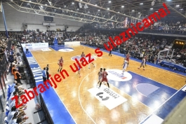 Lažu da je gužva bila razlog zbog kojeg nismo mogli ući