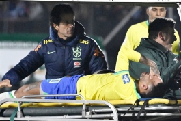 Neymar opet teže ozlijeđen, Brazilac iznesen na nosilima