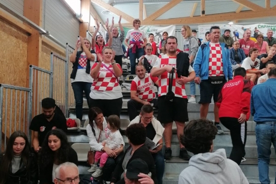 Hrvatski navijači u Francuskoj