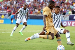 Dembele dvostruki strijelac