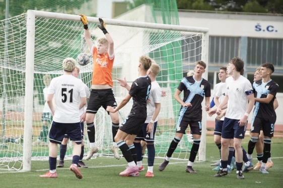 Rijeka i Osijek u petak na igralištu u Straškom igraju finale petoga međunarodnoga U-17 turnira