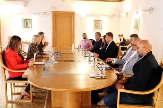 Gradonačelnica Iva Rinčić razgovarala s predstavnicima loptačkih sportova